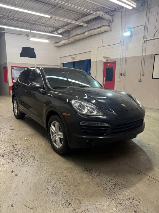 2013 Porsche 958 Cayenne Diesel - Image 2 of 5