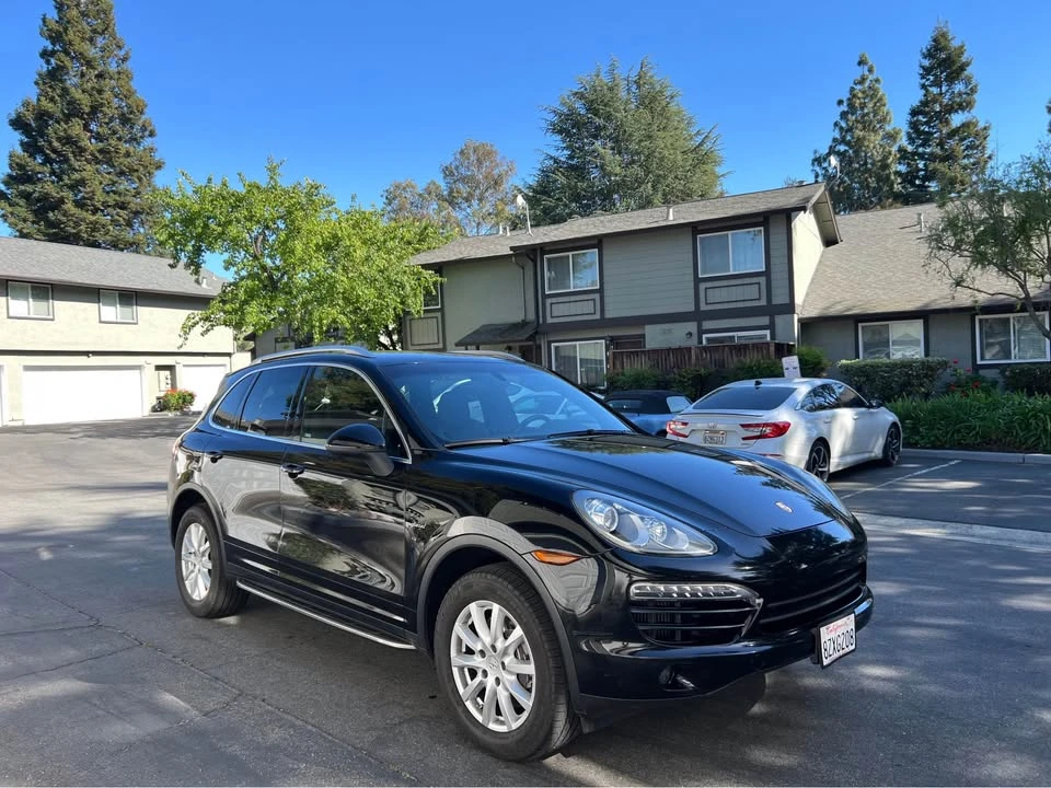 2013 Porsche 958 Cayenne Diesel - Image 2 of 12