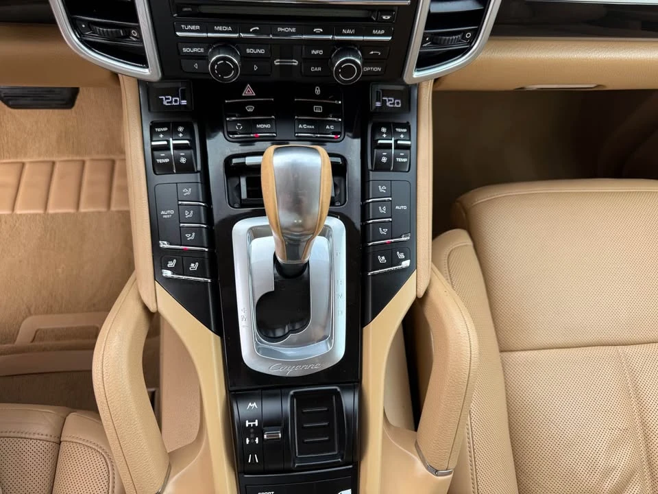2013 Porsche 958 Cayenne Diesel - Image 16 of 20
