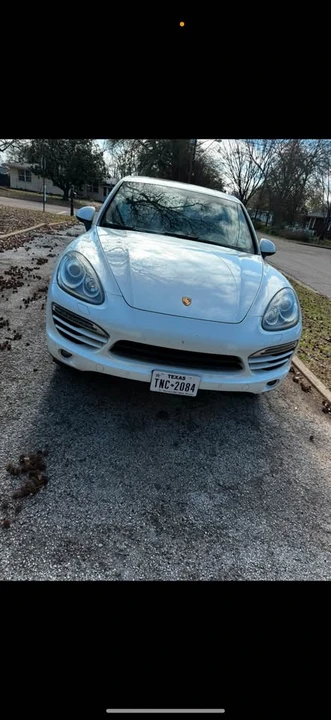 2013 Porsche 958 Cayenne Diesel - Image 2 of 17