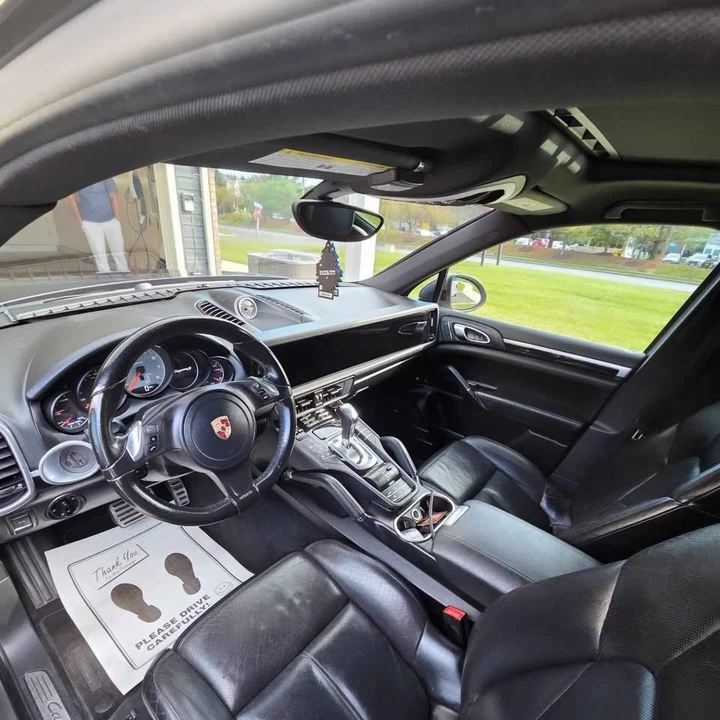 2013 Porsche 958 Cayenne - Image 3 of 9