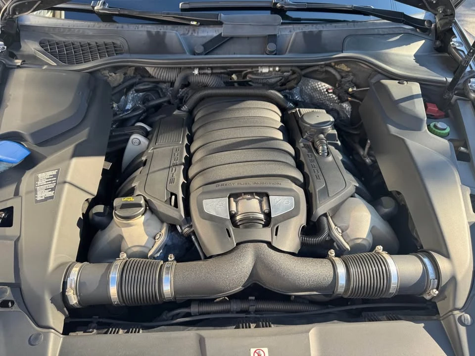 2013 Porsche 958 Cayenne GTS - Image 2 of 20