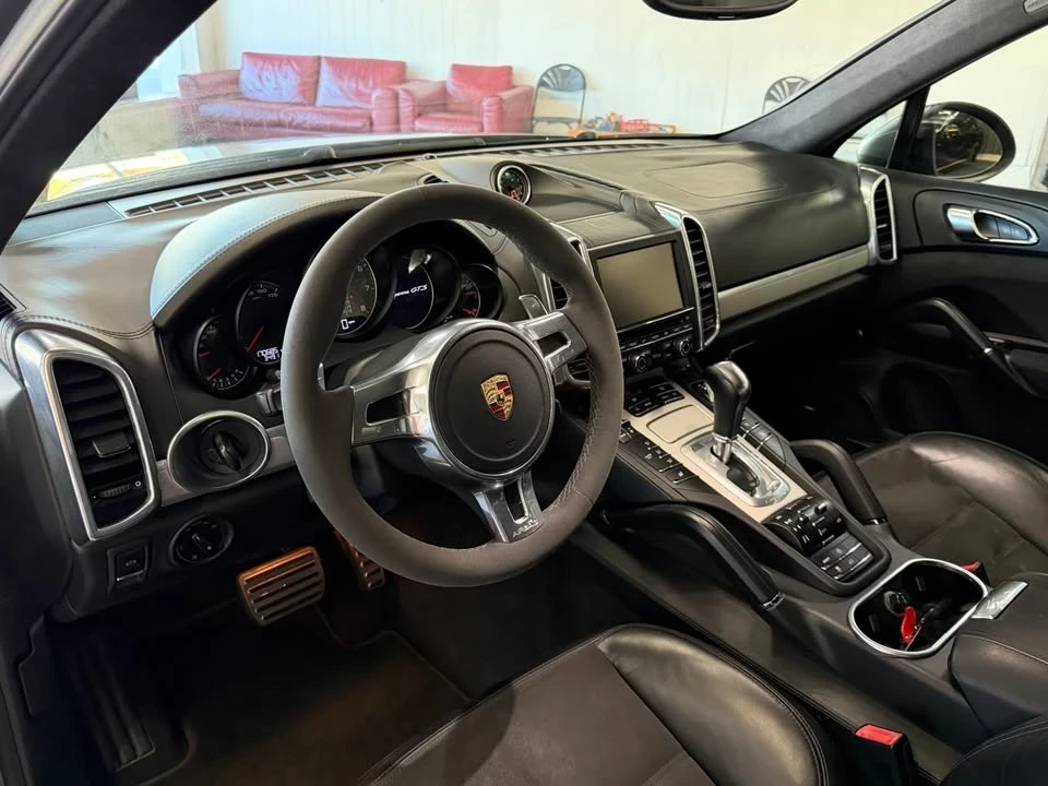 2013 Porsche 958 Cayenne GTS - Image 8 of 20