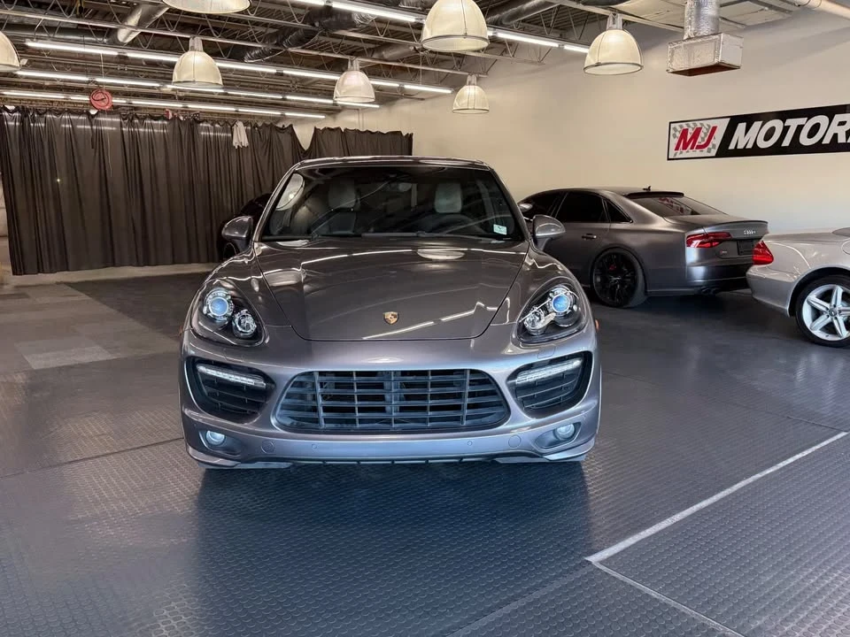 2013 Porsche 958 Cayenne GTS - Image 2 of 20