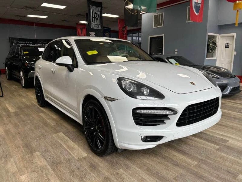 2013 Porsche 958 Cayenne GTS - Image 3 of 20