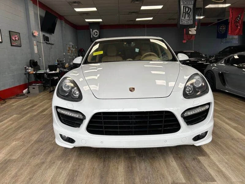 2013 Porsche 958 Cayenne GTS - Image 2 of 20