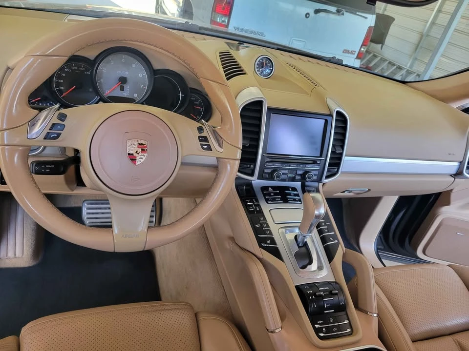 2013 Porsche 958 Cayenne GTS - Image 13 of 16
