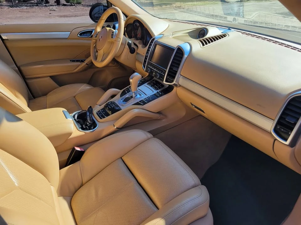 2013 Porsche 958 Cayenne GTS - Image 8 of 16