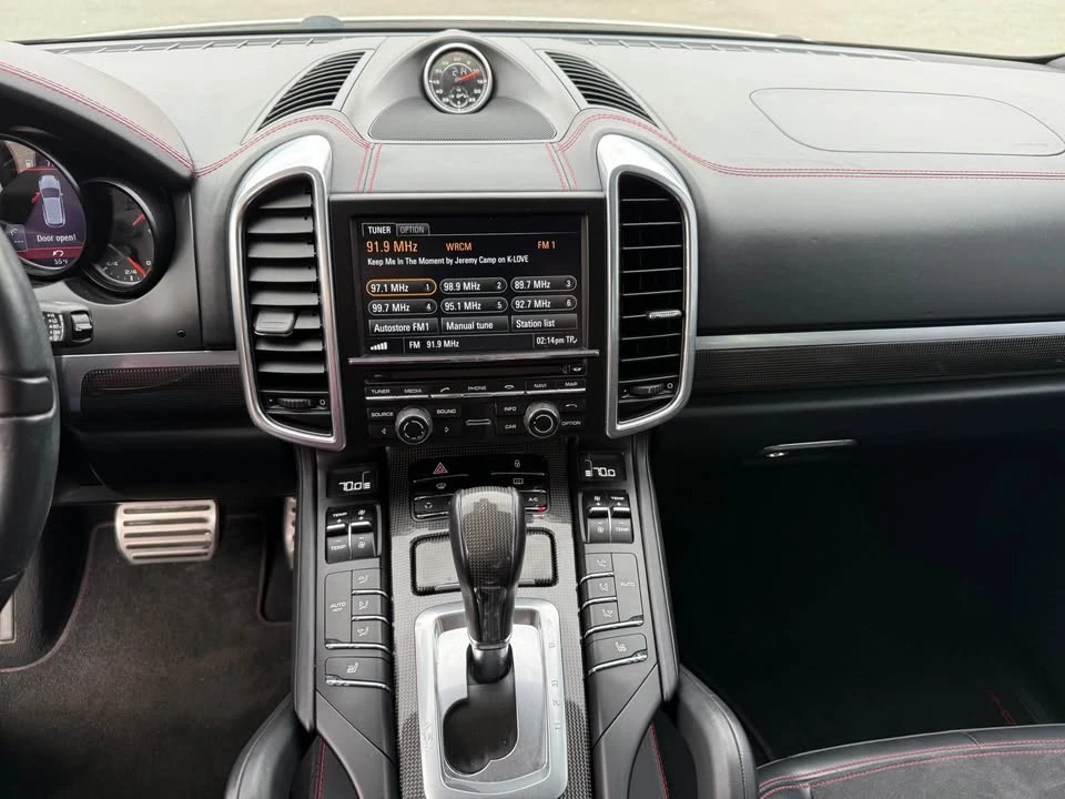2013 Porsche 958 Cayenne GTS - Image 12 of 17