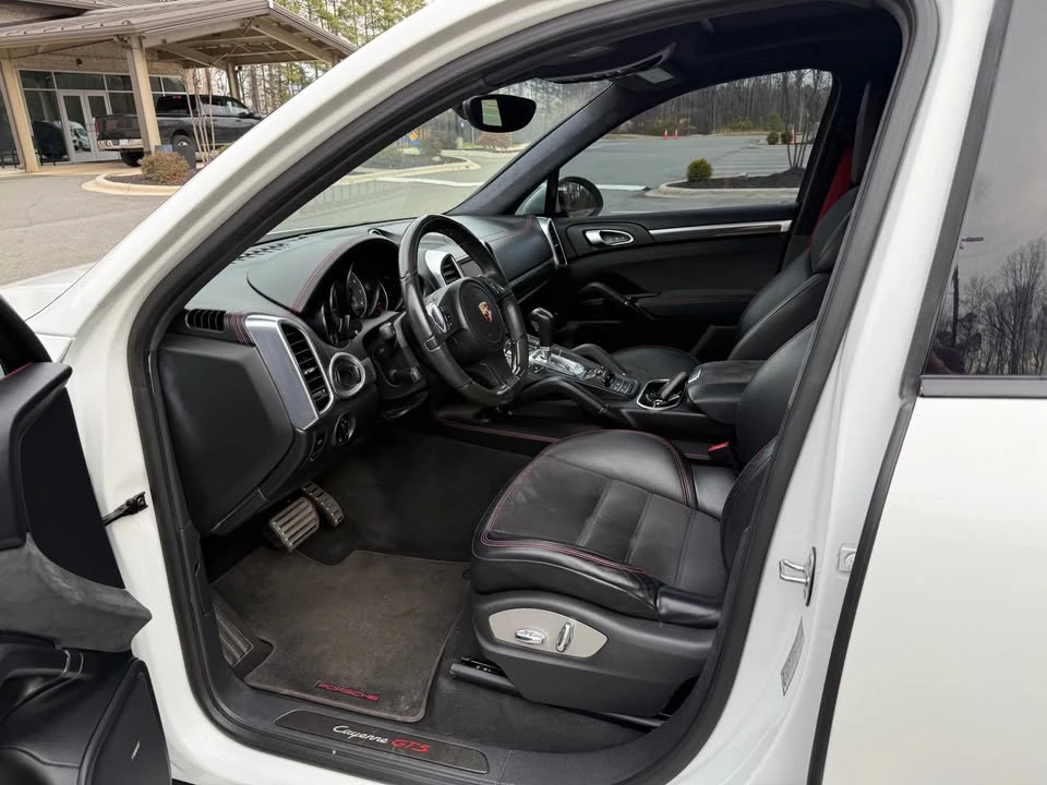 2013 Porsche 958 Cayenne GTS - Image 5 of 17