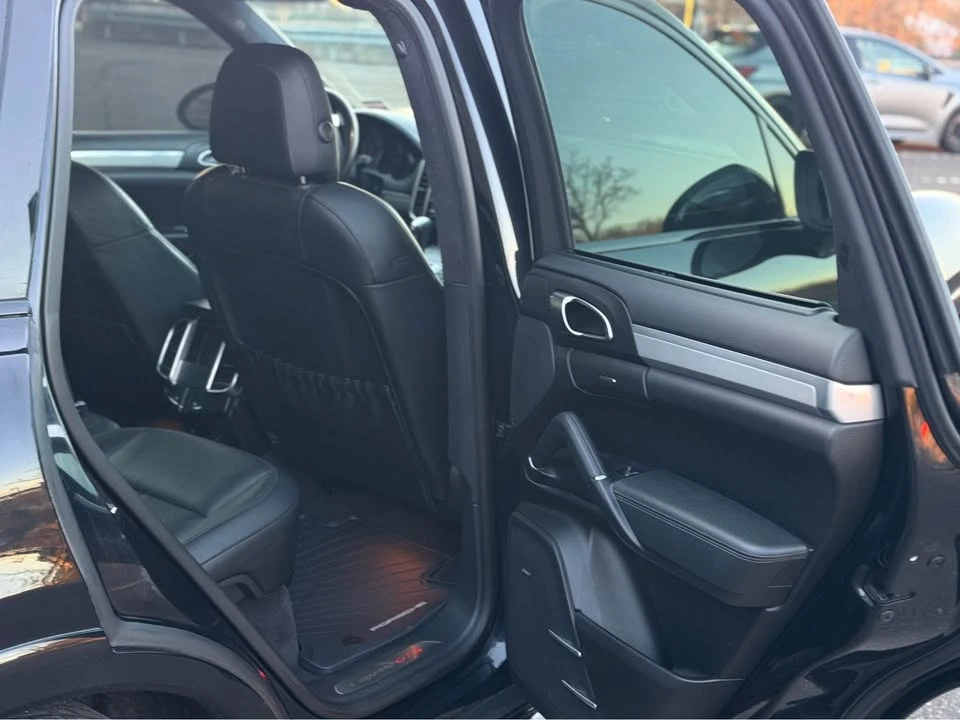 2013 Porsche 958 Cayenne GTS - Image 9 of 12