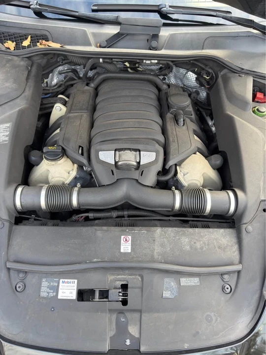 2013 Porsche 958 Cayenne GTS - Image 18 of 18