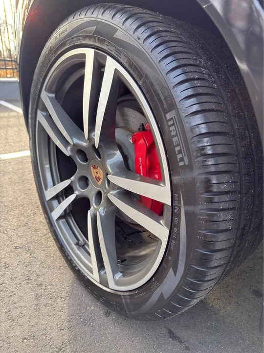 2013 Porsche 958 Cayenne GTS - Image 17 of 18