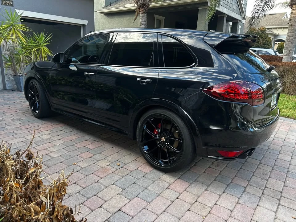2013 Porsche 958 Cayenne GTS - Image 3 of 10
