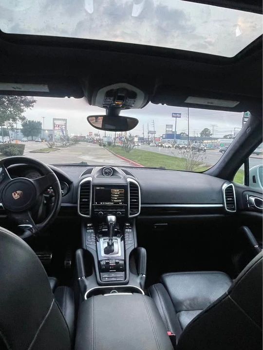 2013 Porsche 958 Cayenne GTS - Image 11 of 20