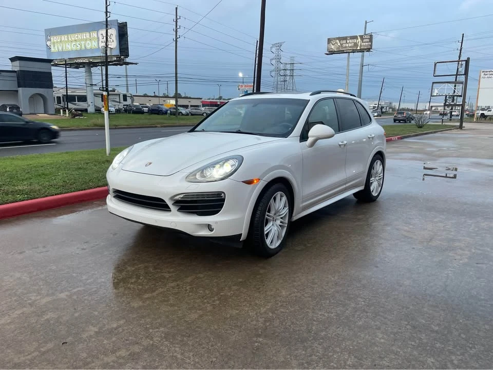 2013 Porsche 958 Cayenne GTS - Image 16 of 20