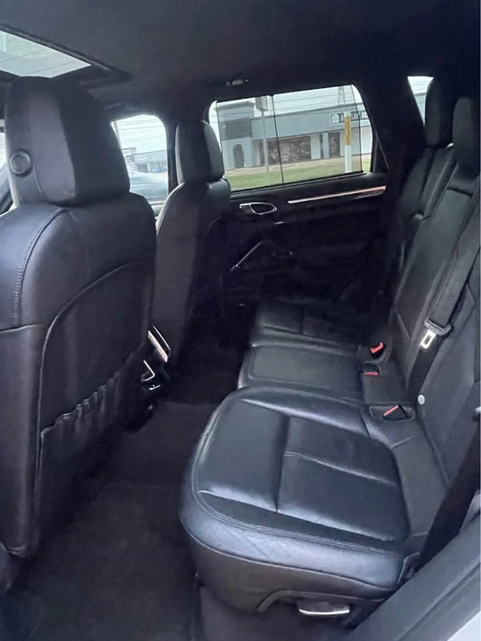 2013 Porsche 958 Cayenne GTS - Image 9 of 20