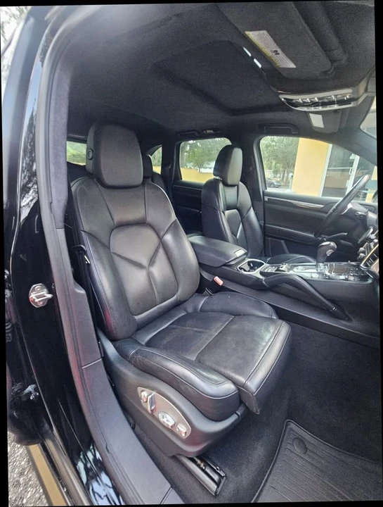 2013 Porsche 958 Cayenne GTS - Image 12 of 20