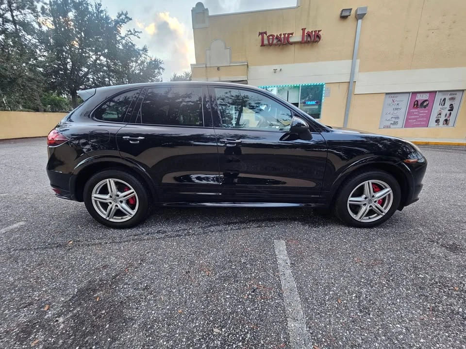2013 Porsche 958 Cayenne GTS - Image 6 of 20