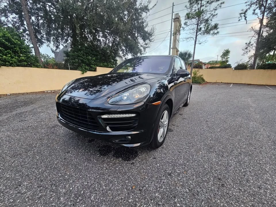 2013 Porsche 958 Cayenne GTS - Image 8 of 20