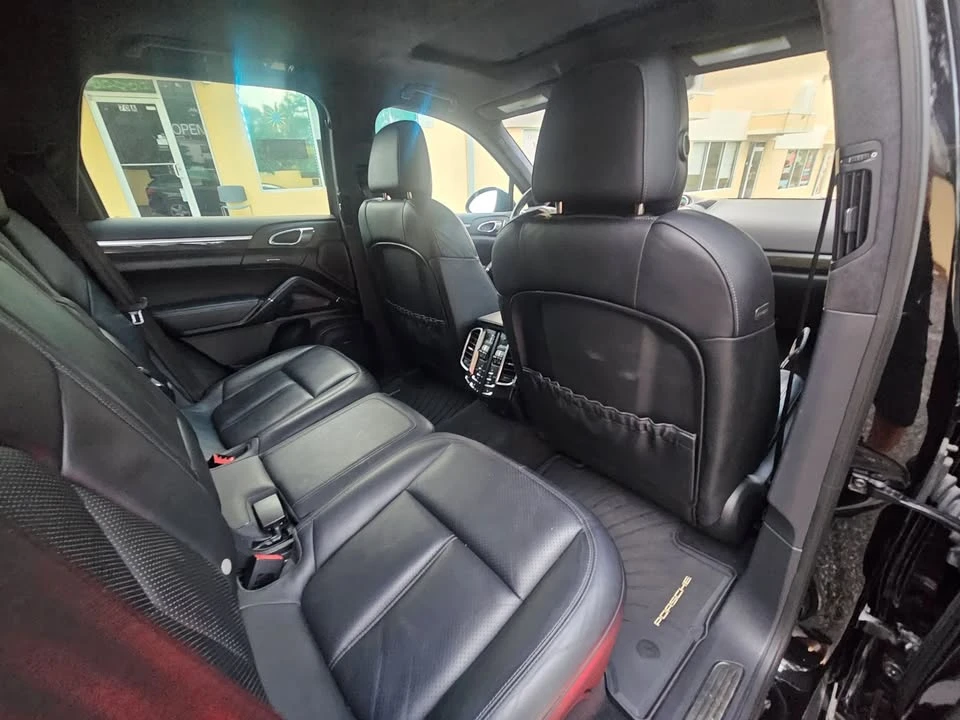 2013 Porsche 958 Cayenne GTS - Image 17 of 20