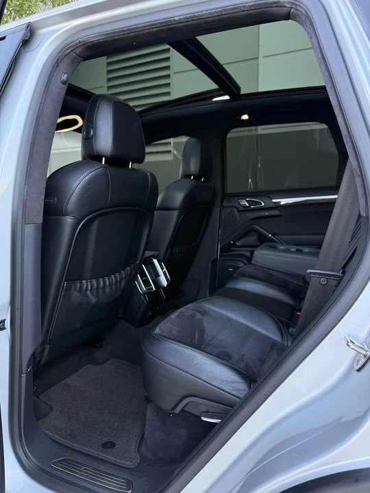 2013 Porsche 958 Cayenne GTS - Image 11 of 16
