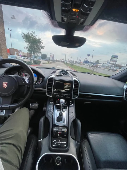 2013 Porsche 958 Cayenne GTS - Image 15 of 20