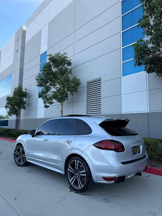 2013 Porsche 958 Cayenne GTS - Image 2 of 17