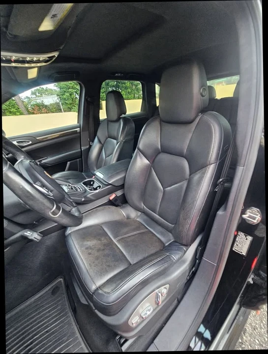 2013 Porsche 958 Cayenne GTS - Image 10 of 20