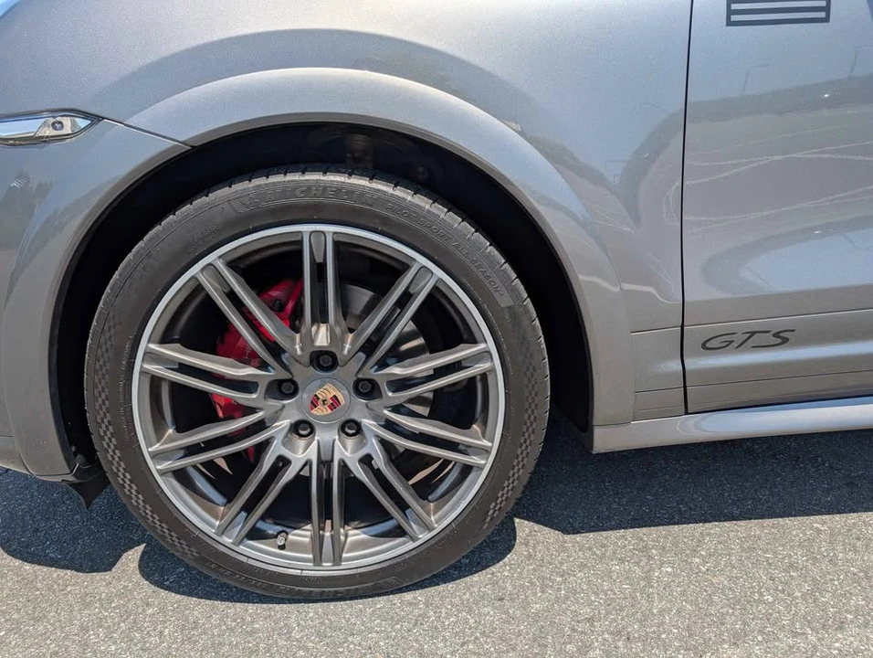2013 Porsche 958 Cayenne GTS - Image 7 of 19