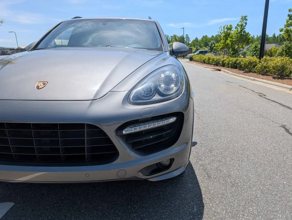 2013 Porsche 958 Cayenne GTS - Image 15 of 19