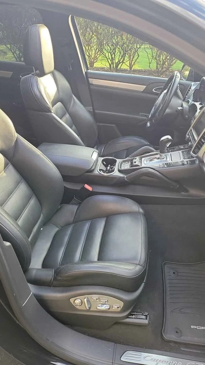 2013 Porsche 958 Cayenne GTS - Image 6 of 9