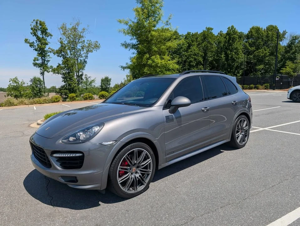 2013 Porsche 958 Cayenne GTS - Image 10 of 20