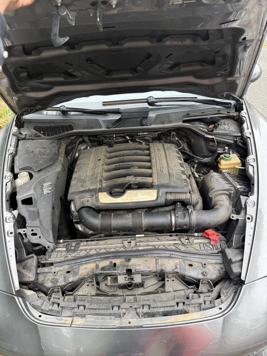 2013 Porsche 958 Cayenne - Image 8 of 8