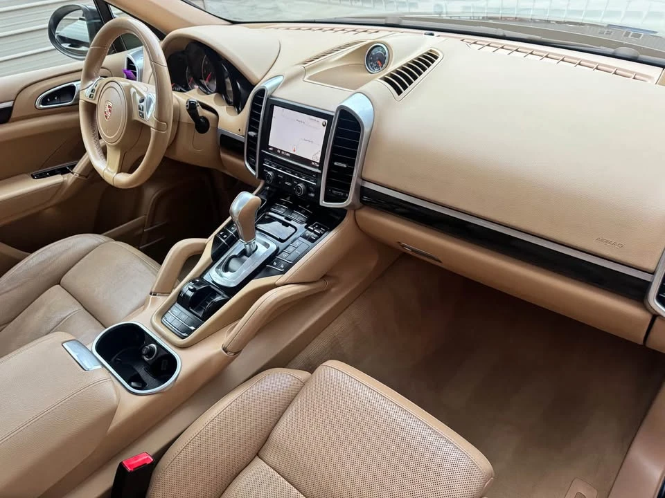 2013 Porsche 958 Cayenne - Image 10 of 17