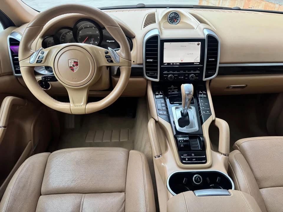 2013 Porsche 958 Cayenne - Image 11 of 17