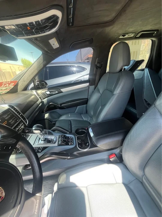 2013 Porsche 958 Cayenne - Image 13 of 14
