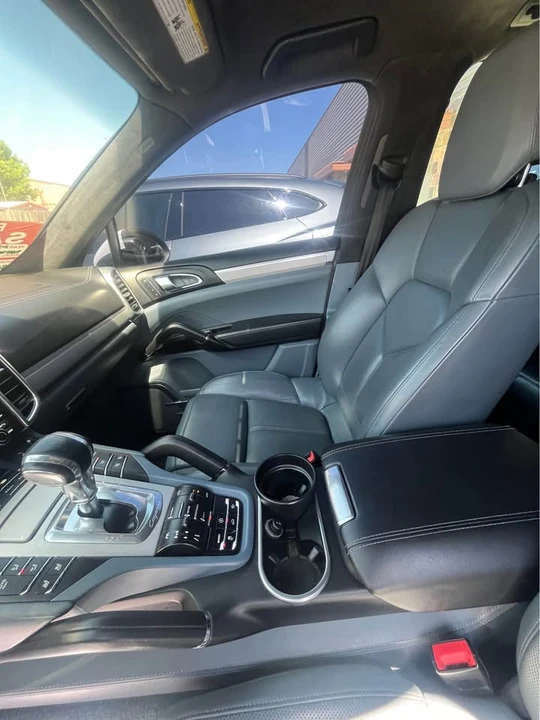 2013 Porsche 958 Cayenne - Image 10 of 14