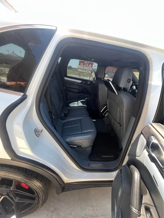 2013 Porsche 958 Cayenne - Image 7 of 14
