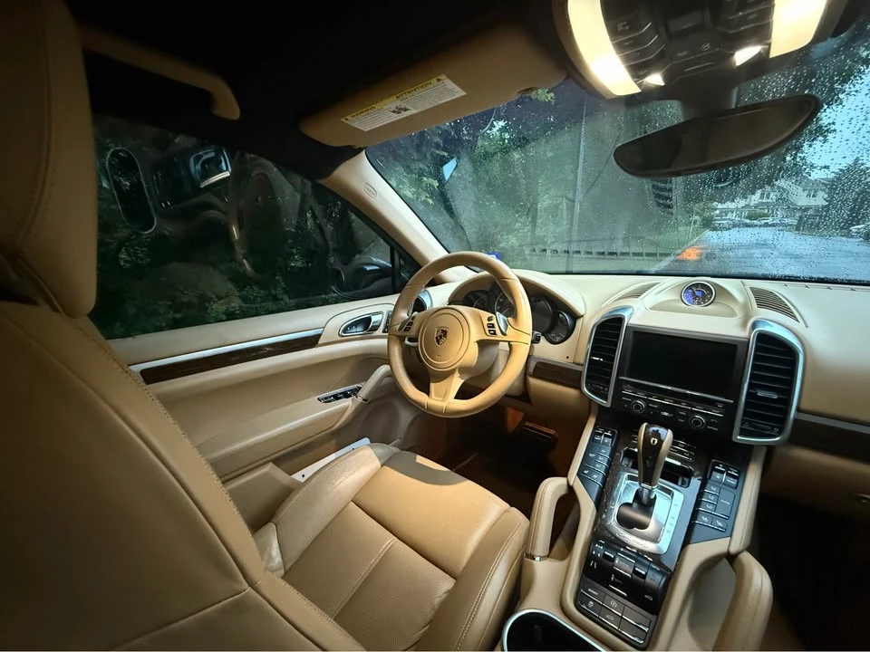 2013 Porsche 958 Cayenne - Image 13 of 19