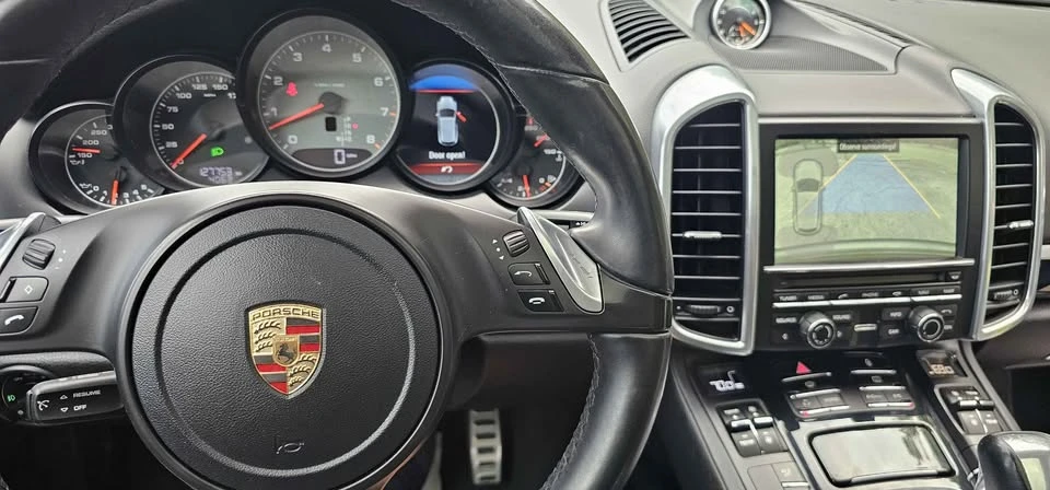 2013 Porsche 958 Cayenne S - Image 11 of 18