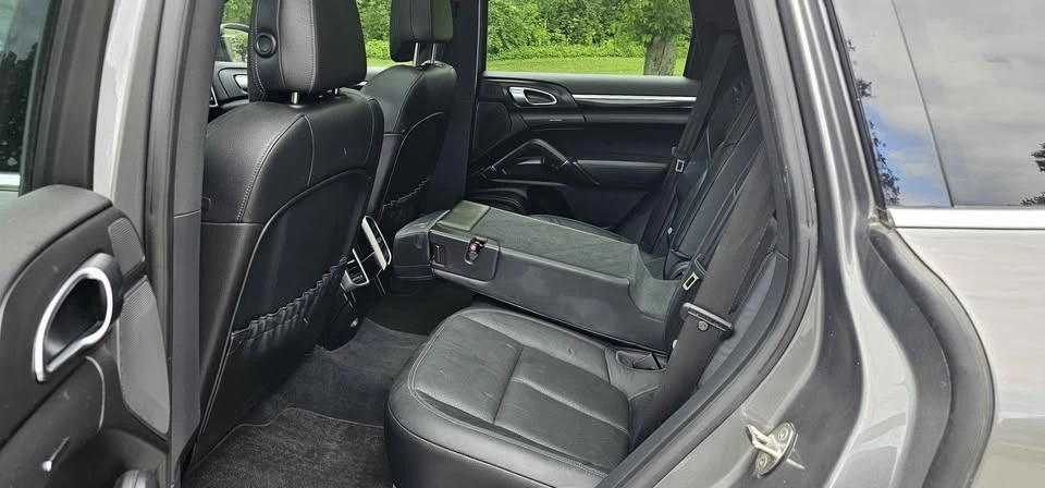 2013 Porsche 958 Cayenne S - Image 14 of 18