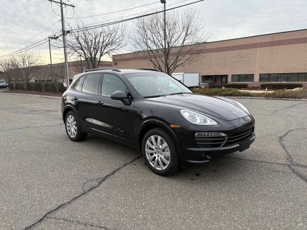 2013 Porsche 958 Cayenne S - Image 4 of 10