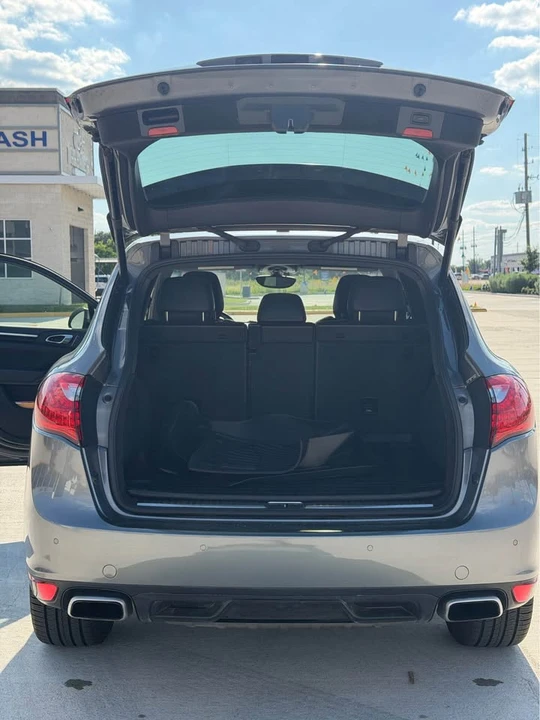 2013 Porsche 958 Cayenne - Image 12 of 19
