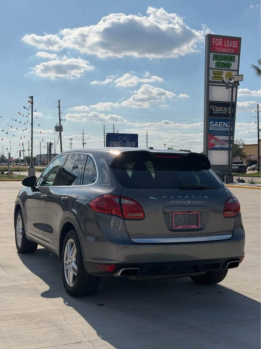 2013 Porsche 958 Cayenne - Image 8 of 19