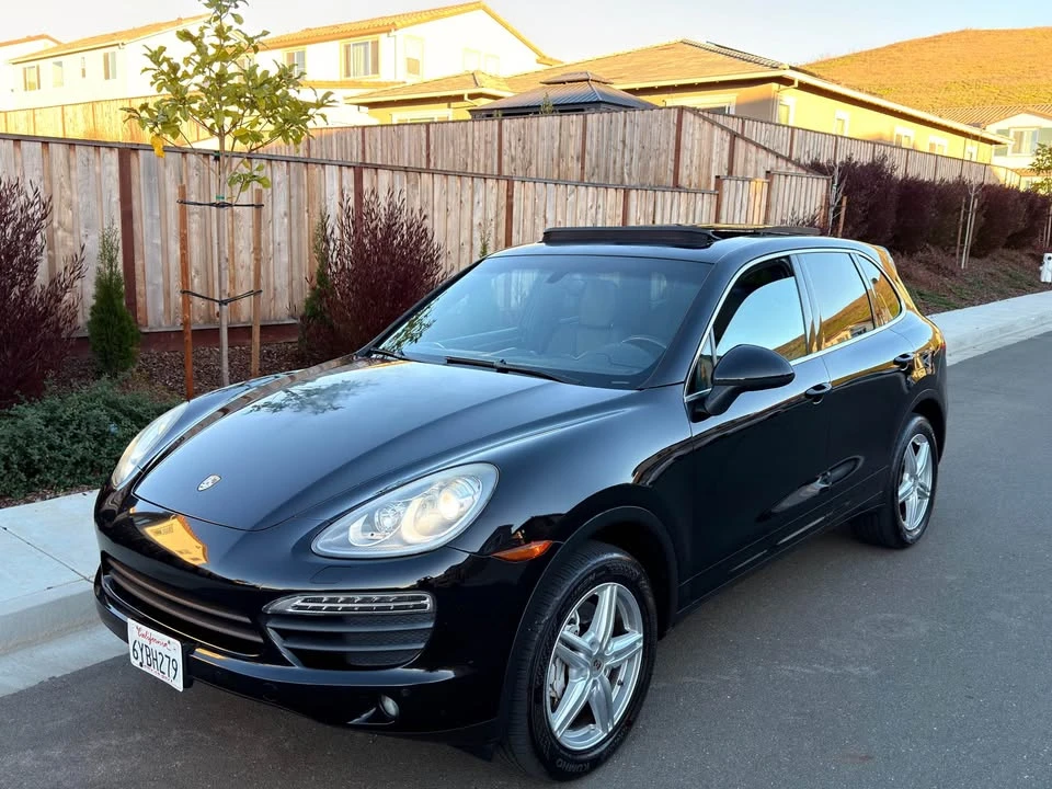 2013 Porsche 958 Cayenne S - Image 10 of 12