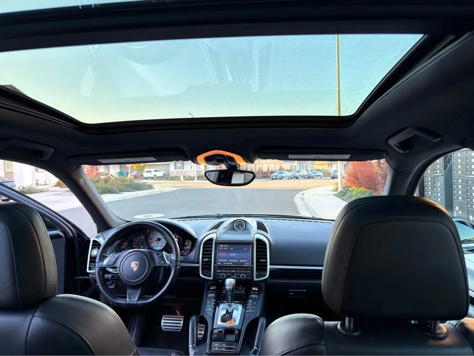 2013 Porsche 958 Cayenne S - Image 4 of 12