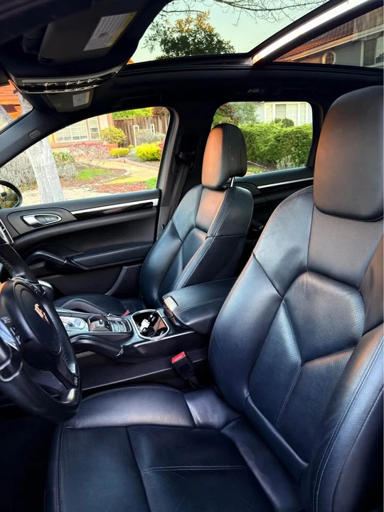 2013 Porsche 958 Cayenne S - Image 7 of 12