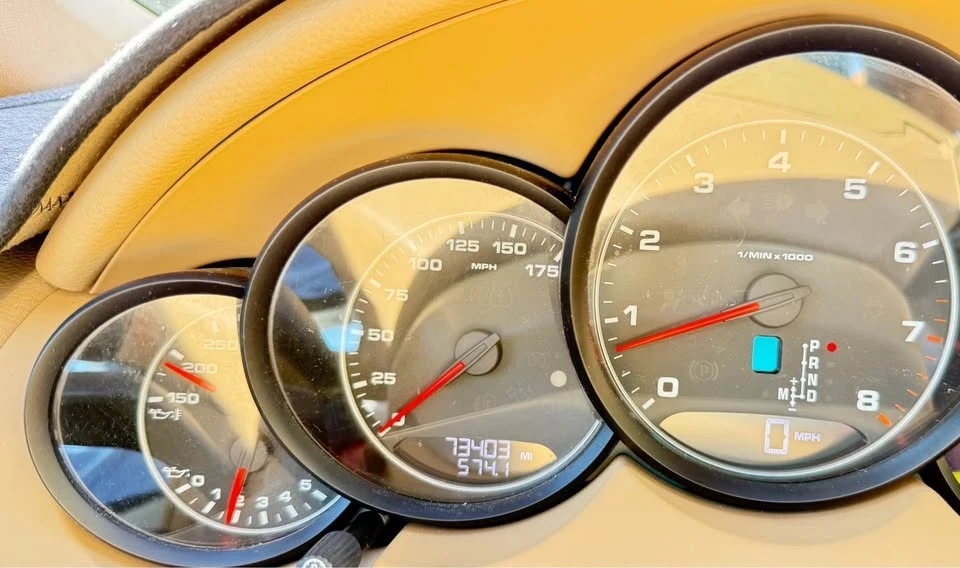2013 Porsche 958 Cayenne S - Image 15 of 18