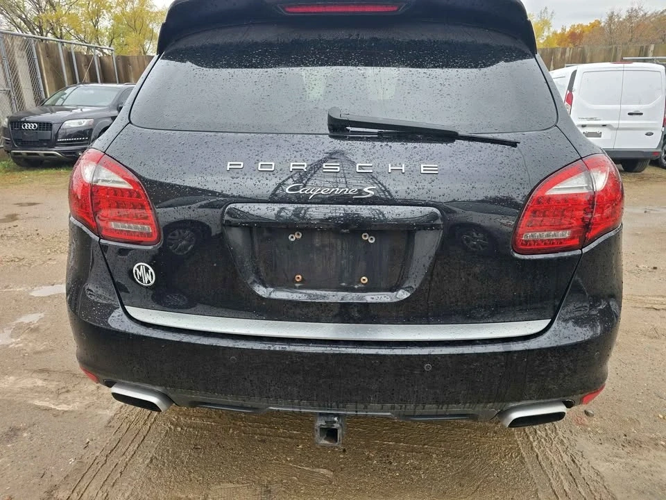 2013 Porsche 958 Cayenne S - Image 4 of 7